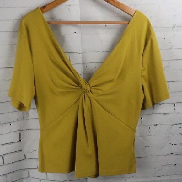 LOVE RICHE YELLOW TWIST DETAIL SHORT SLEEVE BLOUSE WOMENS SIZE MEDIUM NWT - Picture 1 of 8